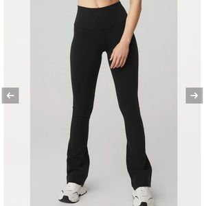 Alo airbrush high-waist bootcut leggings size M